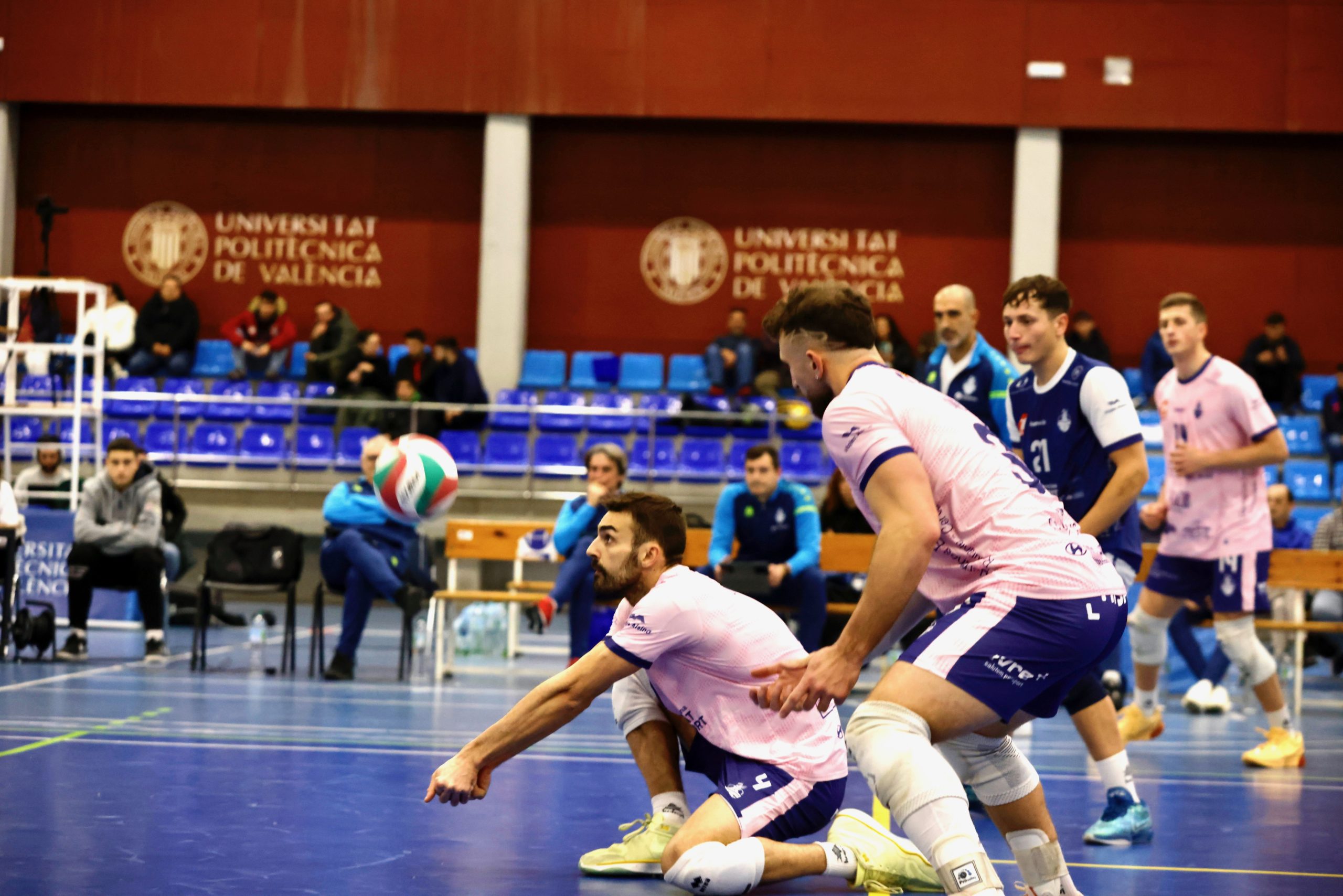Conqueridor vence con solvencia a Villena Petrer en el derbi y suma su ...